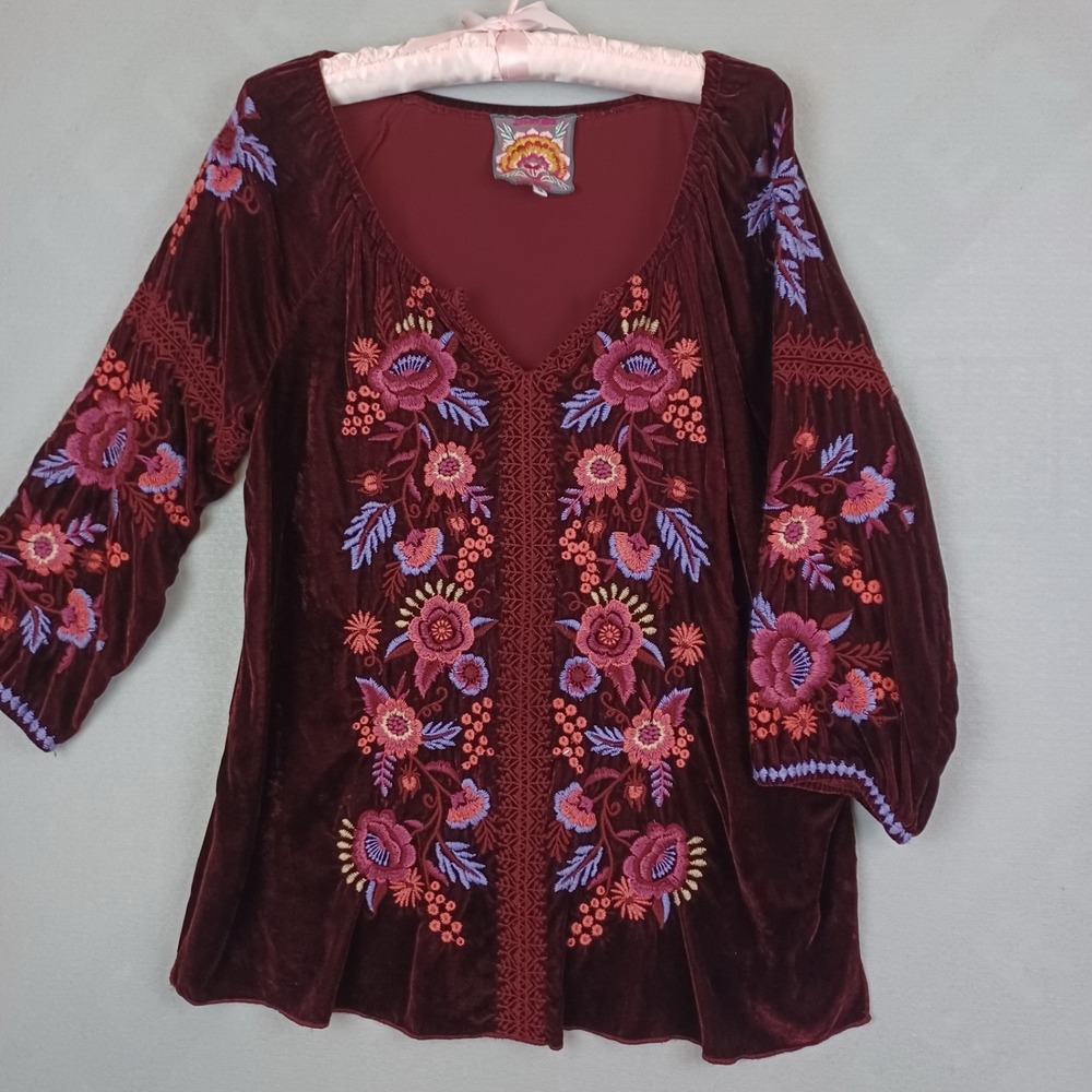 Johnny Was Women M Burgundy Velvet Silk Blend Embroidered Floral Boho Top